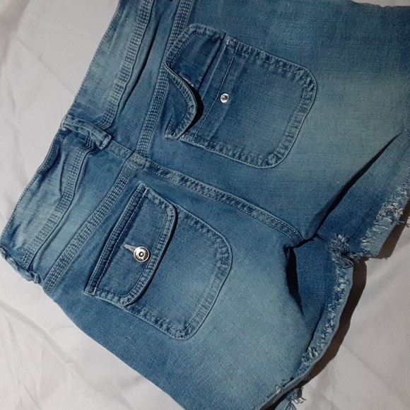 Short Jean shorts - Picture 3 of 5